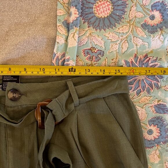 C'est Moi Linen-Blend Belted Shorts - Picture 7 of 8